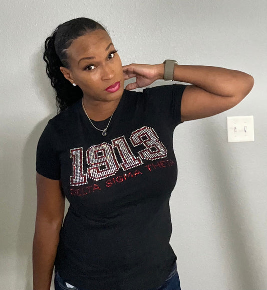 1913 Delta Sigma Theta- Rhinestone Tee Check Size Chart Please